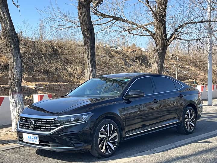 Фото 1 - Volkswagen Passat