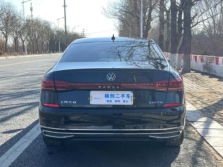 Фото 3 - Volkswagen Passat