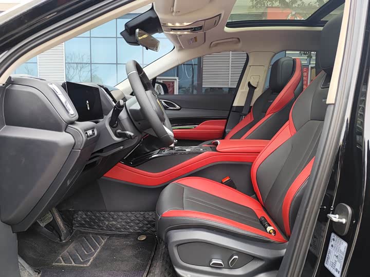 Фото 4 - Hongqi HS3