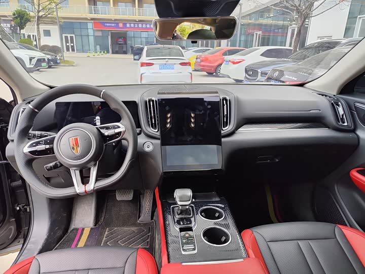 Фото 6 - Hongqi HS3