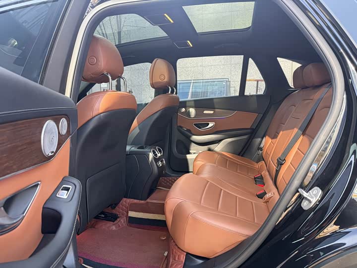 Фото 6 - Mercedes-Benz GLC-Class