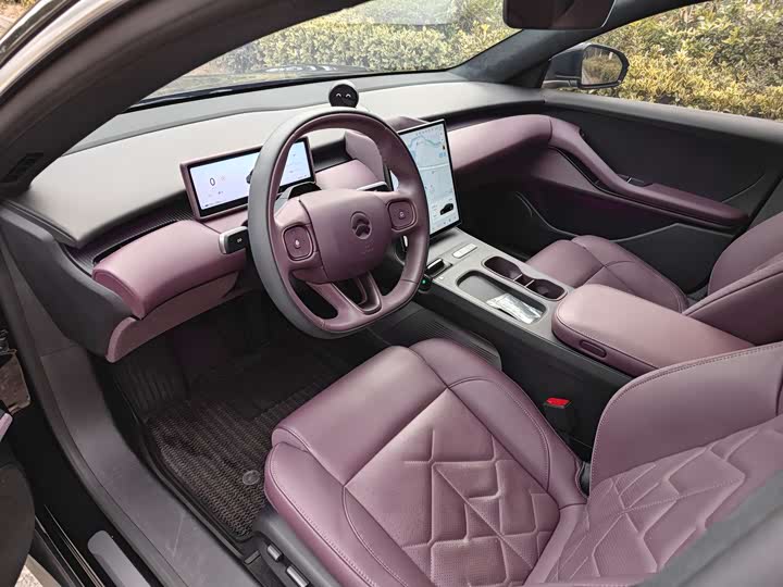 Фото 7 - Nio ET5