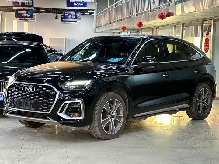 Фото 1 - Audi Q5L Sportback