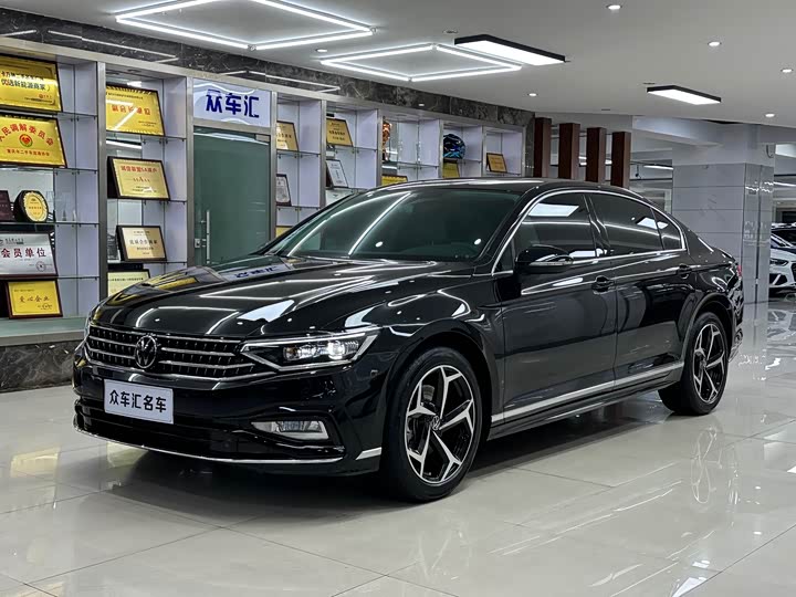 Фото 1 - Volkswagen Magotan