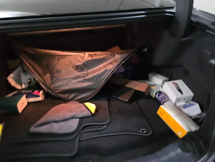 Photo 4 - Jaguar XF L