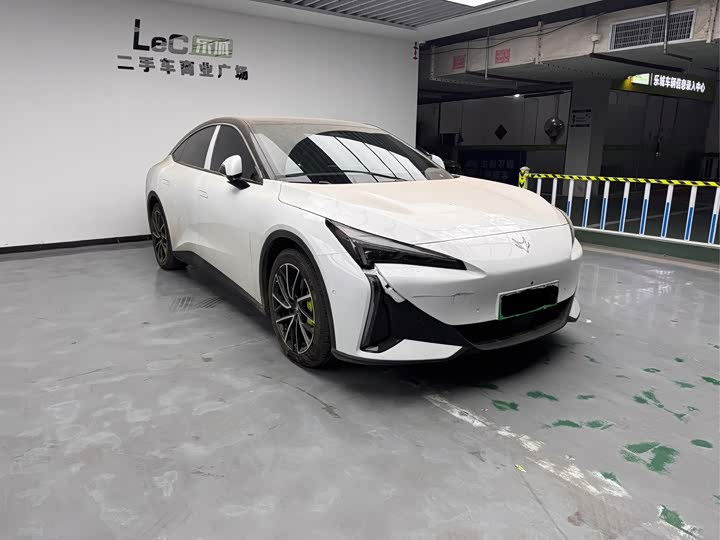 Фото 3 - BAIC Arcfox Alpha S5