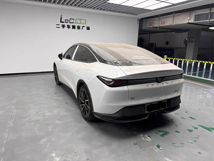 Фото 6 - BAIC Arcfox Alpha S5