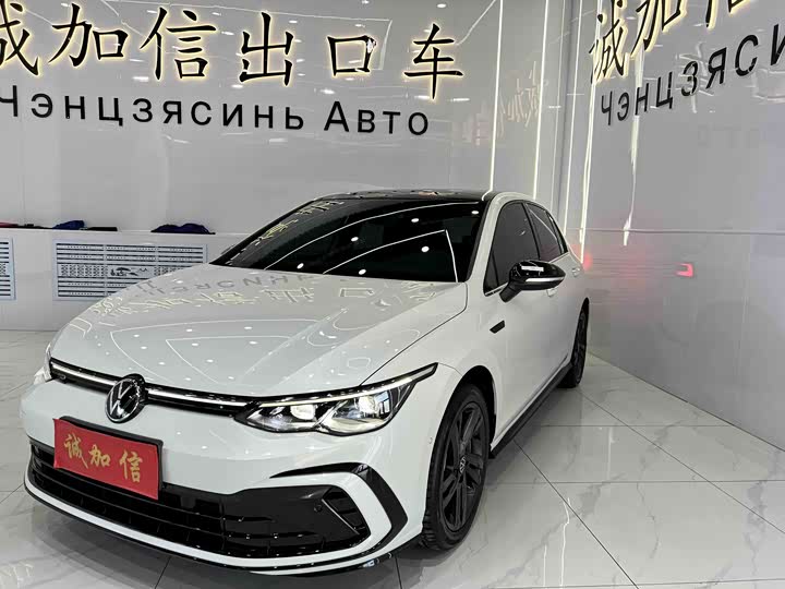 Фото 1 - Volkswagen Golf