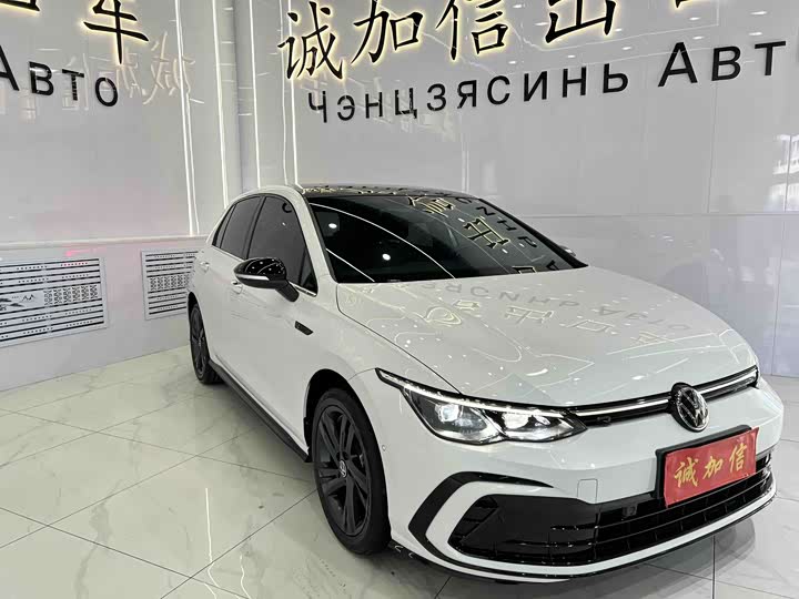 Фото 4 - Volkswagen Golf