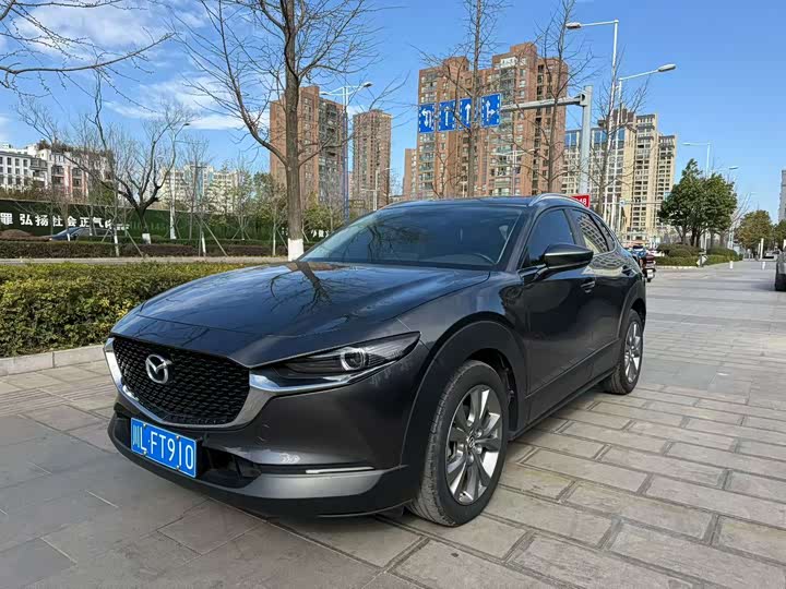 Фото 1 - Mazda CX-30