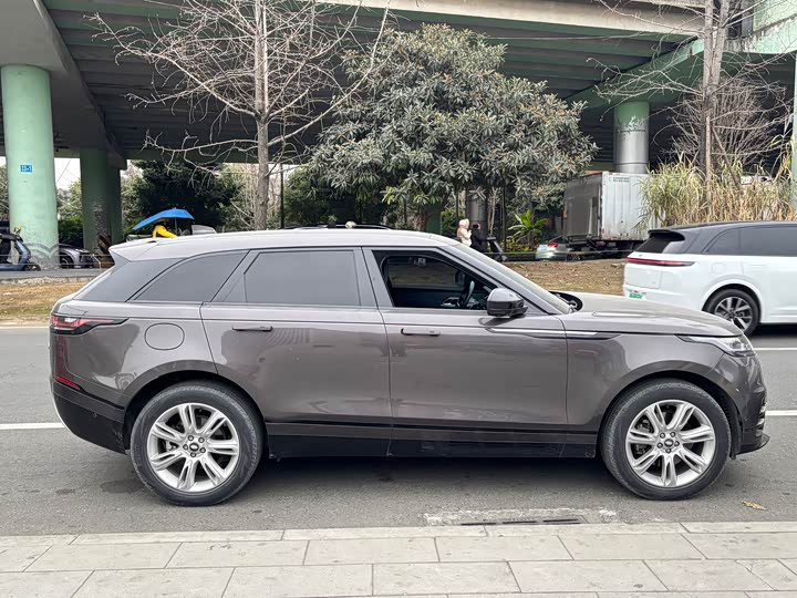 Фото 6 - Land Rover Range Rover Velar