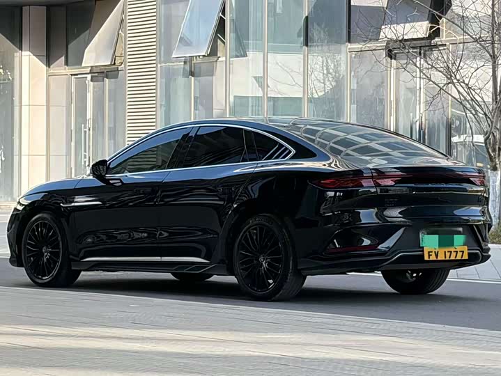 Фото 6 - BYD Han