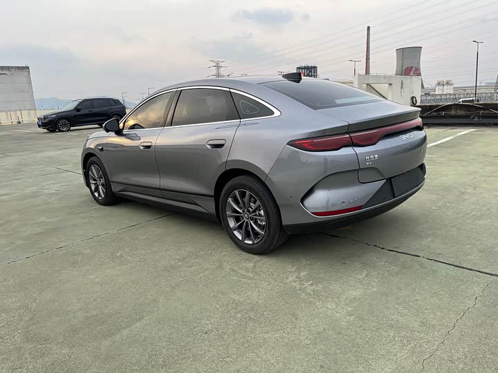 Фото 9 - BYD Qin L