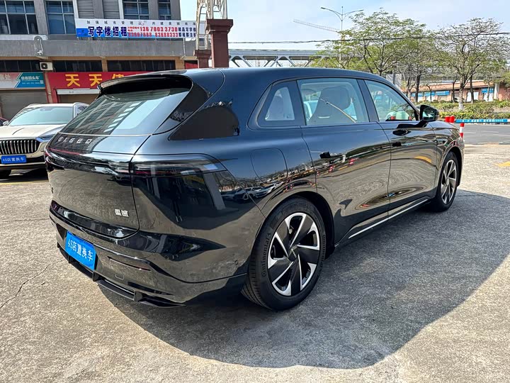 Фото 6 - Exeed Sterra ET