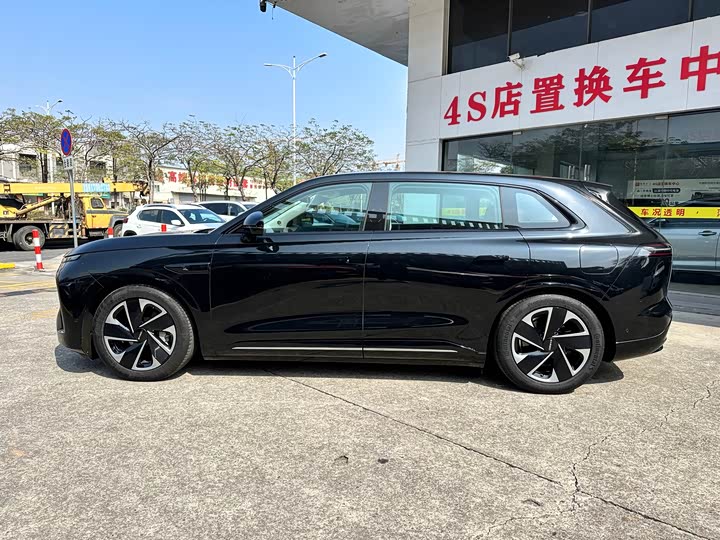 Фото 7 - Exeed Sterra ET