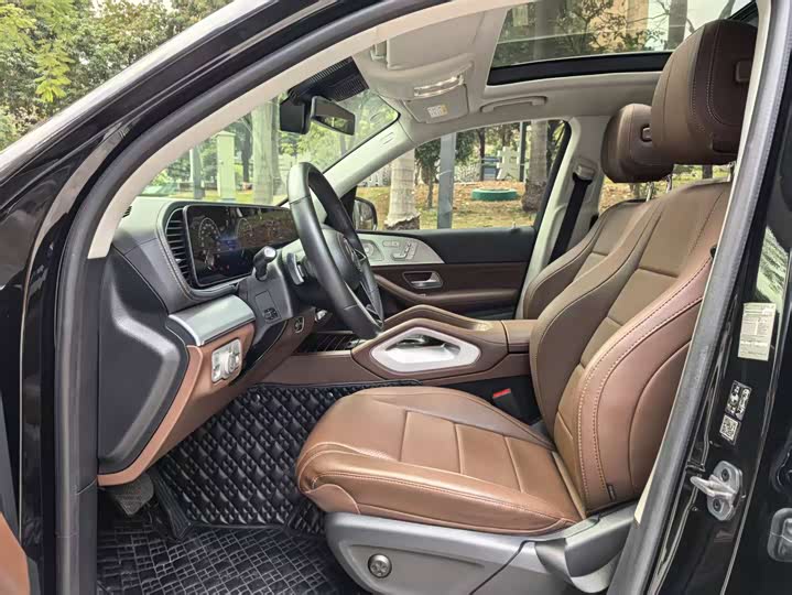 Фото 8 - Mercedes-Benz GLS-Class