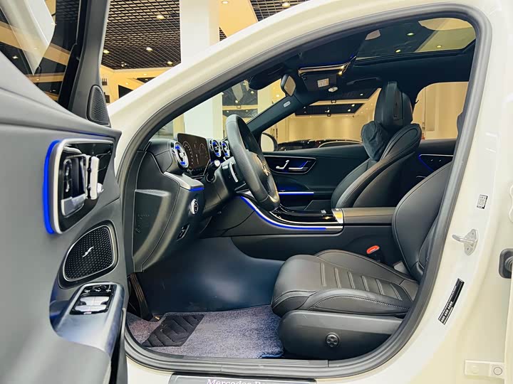 Фото 6 - Mercedes-Benz C-Class Hybrid