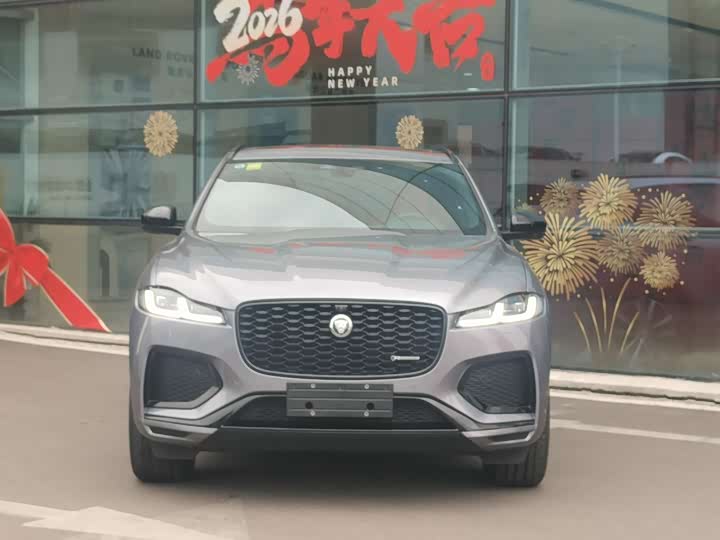 Фото 4 - Jaguar F-Pace