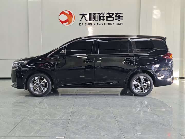 Фото 3 - GAC Trumpchi M6