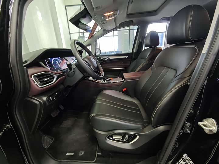 Фото 6 - GAC Trumpchi M6