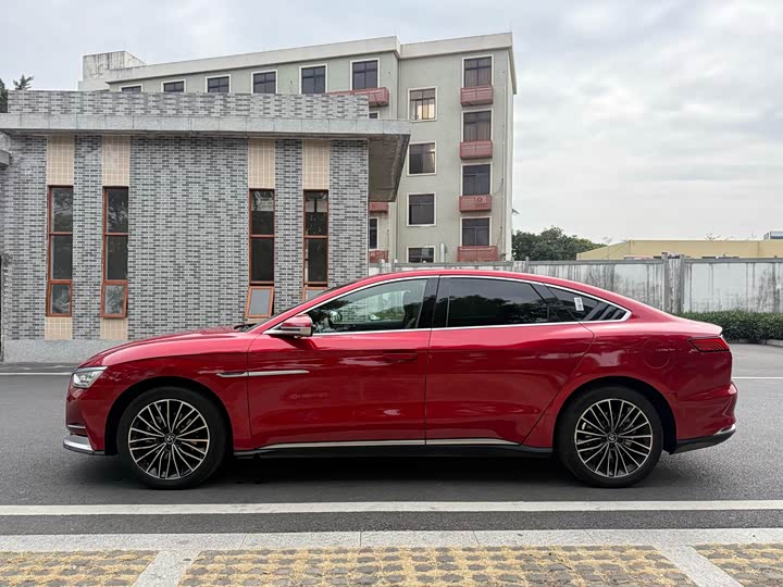 Фото 5 - BYD Han