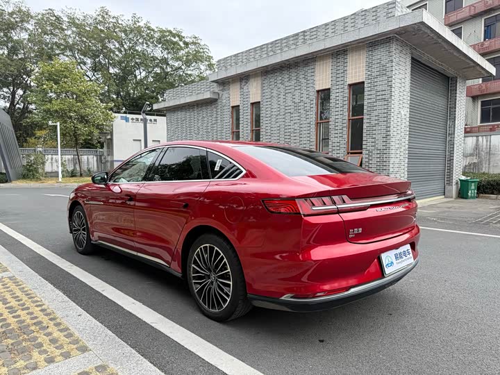 Фото 6 - BYD Han