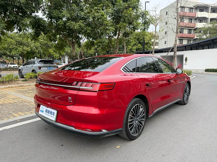 Фото 8 - BYD Han