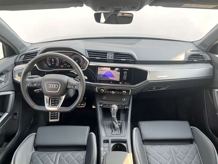 Фото 7 - Audi Q3