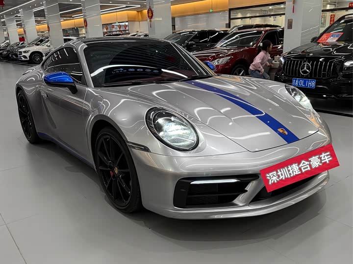 Фото 3 - Porsche 911