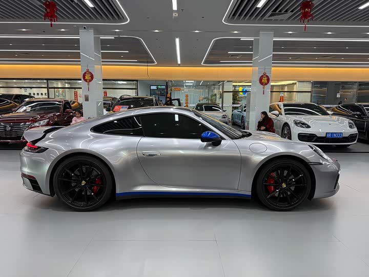 Фото 7 - Porsche 911