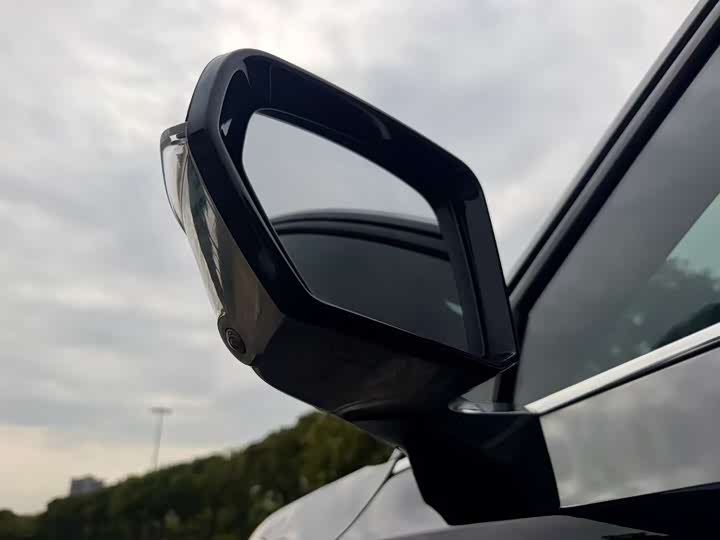 Фото 8 - GAC Trumpchi GS8