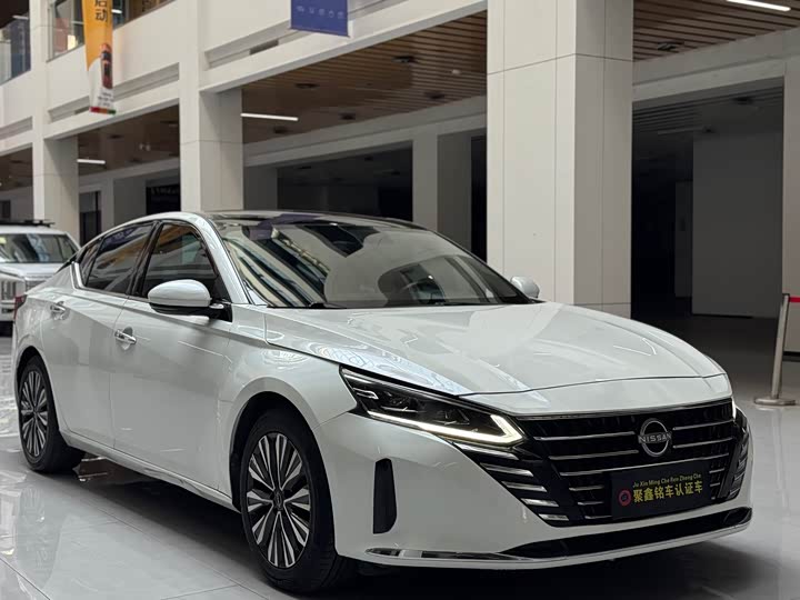 Фото 3 - Nissan Teana