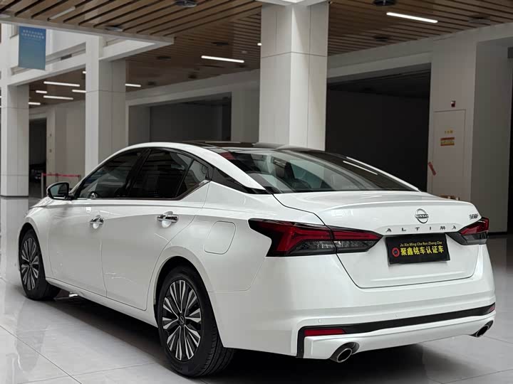 Фото 6 - Nissan Teana