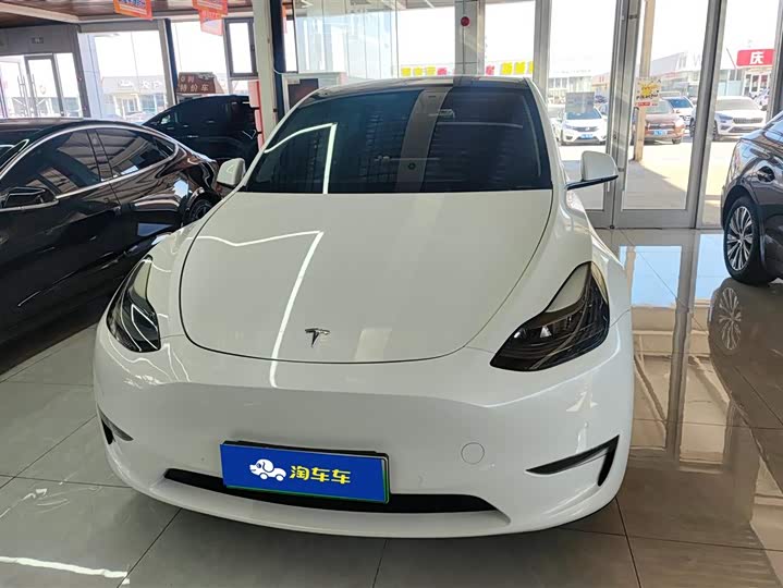 Фото 2 - Tesla Model Y