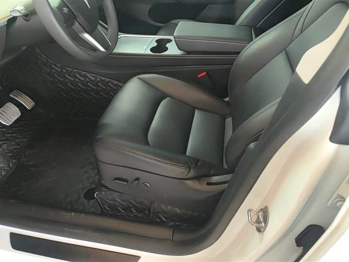 Фото 9 - Tesla Model Y