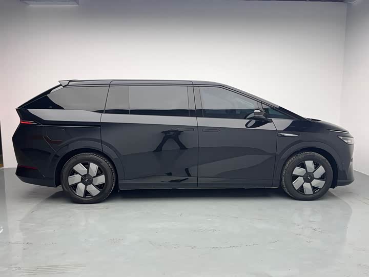 Фото 7 - XPeng X9