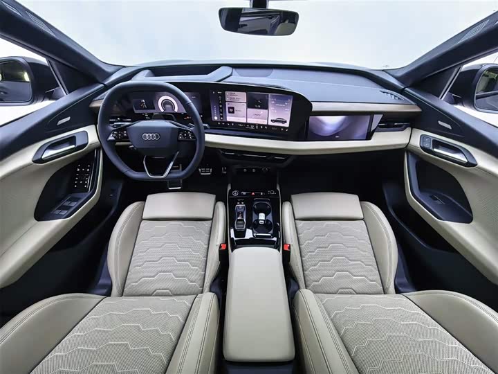 Фото 7 - Audi Q6L e-tron Sportback