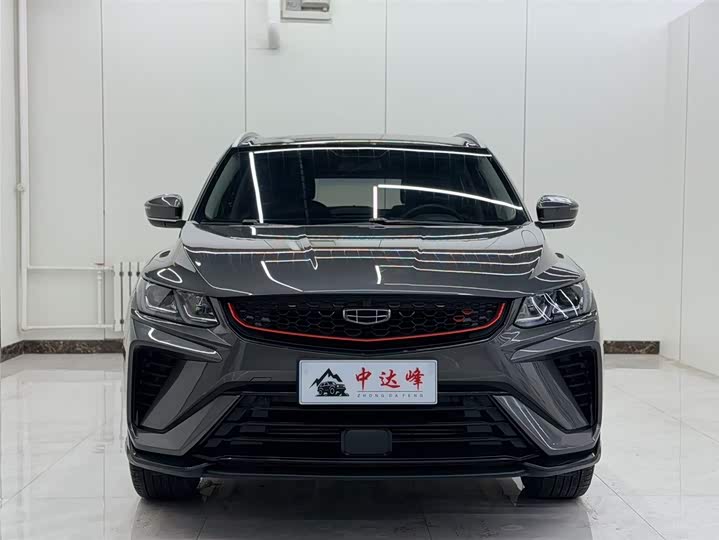 Фото 3 - Geely Coolray