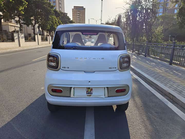 Фото 6 - Bestune Pony