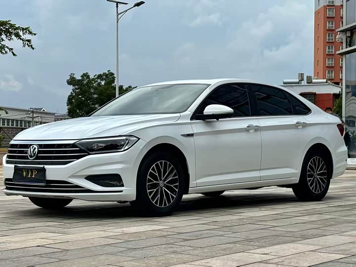 Фото 1 - Volkswagen Sagitar L