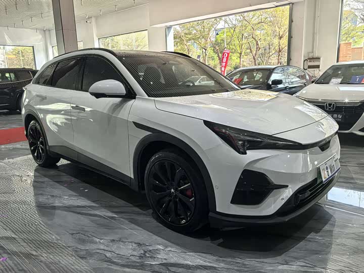 Фото 4 - BAIC Arcfox Alpha T5