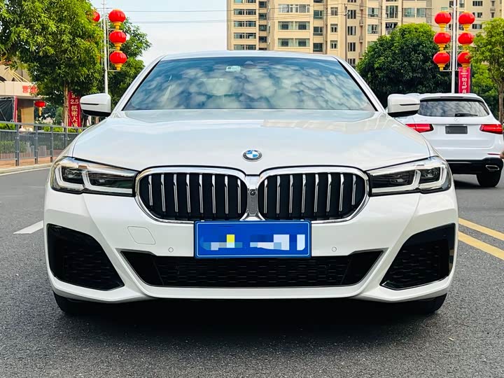 Фото 2 - BMW 5 Series