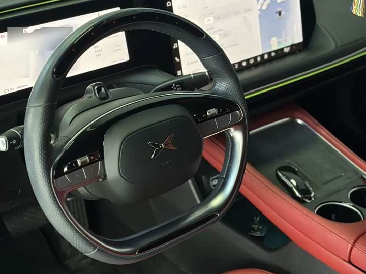 Фото 6 - XPeng P7