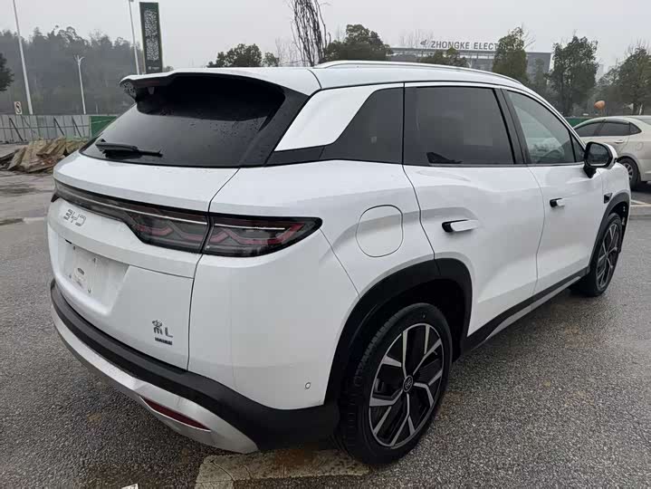 Фото 4 - BYD Song L DM-i Hybrid