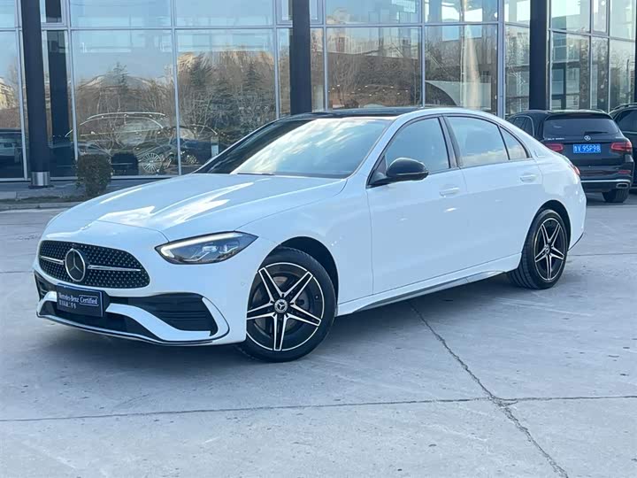 Фото 1 - Mercedes-Benz C-Class