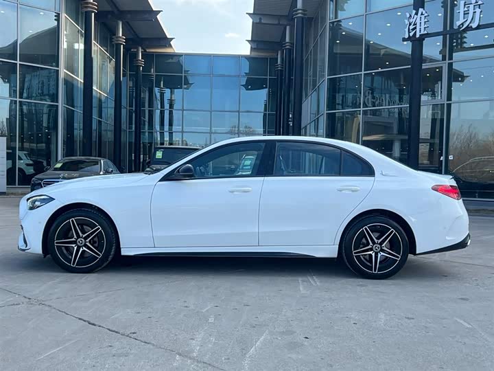 Фото 6 - Mercedes-Benz C-Class