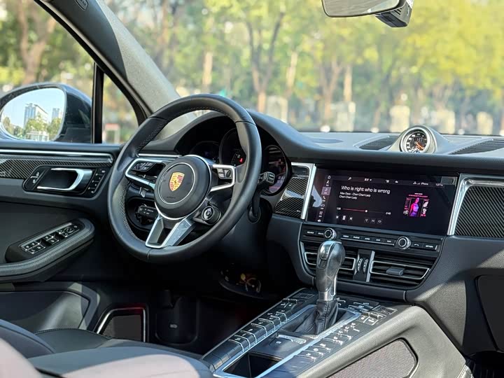 Фото 8 - Porsche Macan