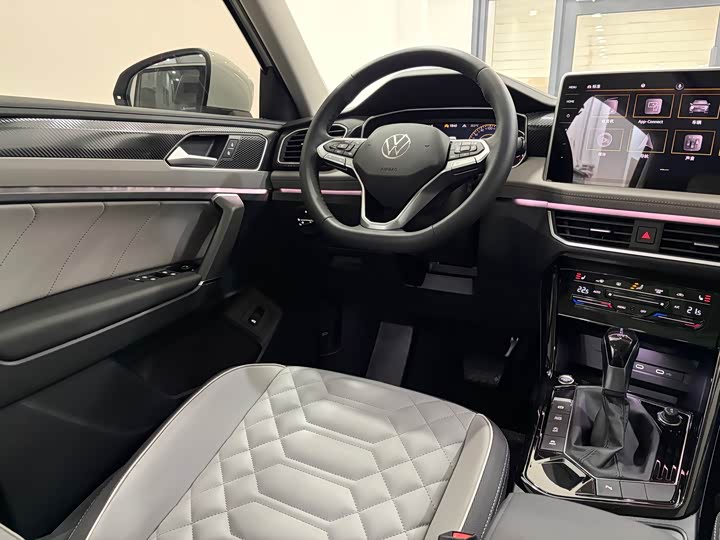 Фото 8 - Volkswagen Tayron