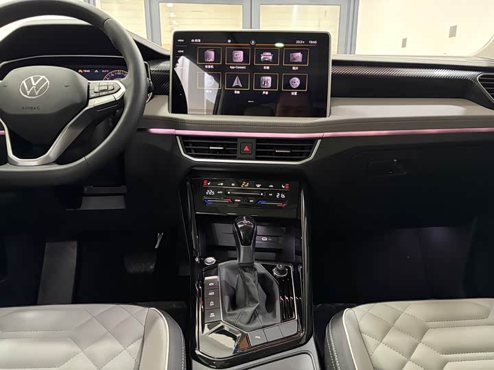 Фото 9 - Volkswagen Tayron