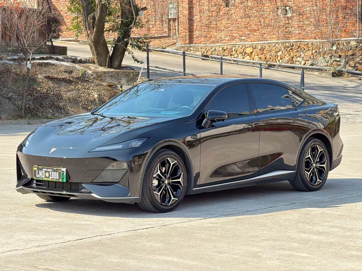 Фото 1 - Changan Deepal SL03